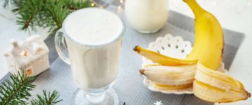 Creamy Vegan Eggnog Smoothie