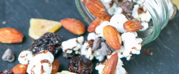 Popcorn Mix with Raisins, Almonds & Dried Fruit
