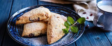 Gluten-Free Cherry Vanilla Scones