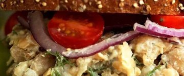 “No-Tuna” Salad Sandwich