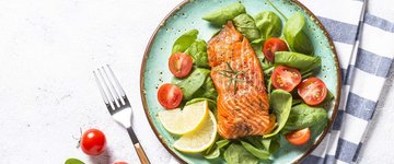 Keto salmon Tandoori with cucumber sauce