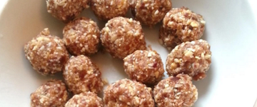Raw 'White Chocolate' Energy Balls