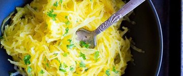 Spaghetti Squash w/ Garlic & Oregano