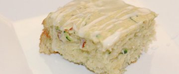 Zucchini Breakfast Cake (w/ low FODMAP version)