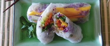 Fresh Spring Rolls with Peanut Dipping Sauce