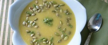 Butternut & Potato Soup with Pumpkin Seeds & Pesto