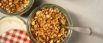 Apple Cinnamon Overnight Oatmeal
