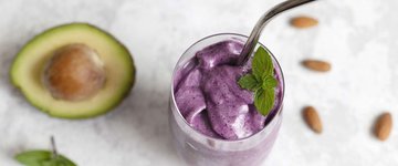Green Berry Smoothie with Avocado