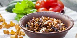 Portobello and Greens Salad