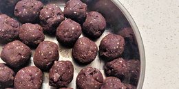 Chocolate Banana Energy Balls