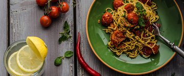Grain-Free Turkey Meatballs & Spaghetti Squash