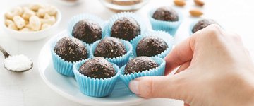 5-Ingredient Almond Butter Cup Energy Balls
