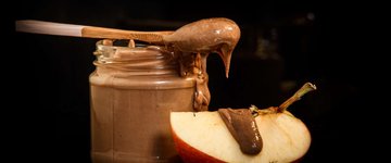 Sliced Apples & Almond Butter