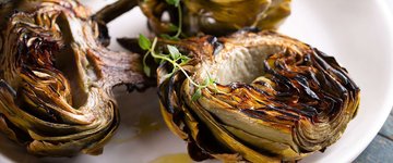 Artichokes with Lemon & Olive Oil Dipping Sauce
