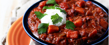 Slow Cooker Quinoa, Sweet Potato, Black Bean Chili
