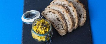 Golden Goat Cheese Crostini with Broccolini