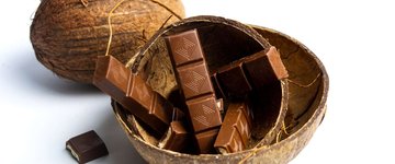 DA - Salted Chocolate Coconut Pistachio Clusters