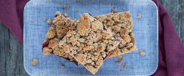 Cranberry Crumble Bars