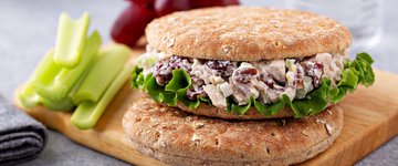 Chicken ‘n’ Grape Salad Sandwich