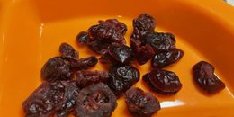 *SN: 1/4 c Craisins (Dried Cranberries) (1/2 c FR)