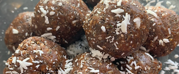 Cacao & Chia Balls