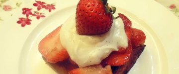 Strawberry Shortcakes with Vanilla Maple Coconut