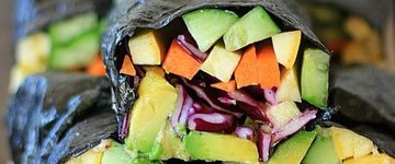 Sunrise Nori Wraps with Spicy Tahini Drizzle