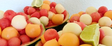FRUITY MELON BOWLS