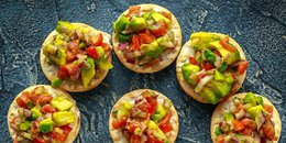 Gluten-free crackers and salsa 