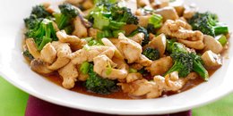 Sweet Slow Cooker Sesame Chicken with Broccoli