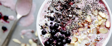 Roasted Strawberry Smoothie Bowl
