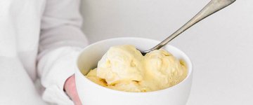 Low-Carb Vanilla Bean Ice Cream