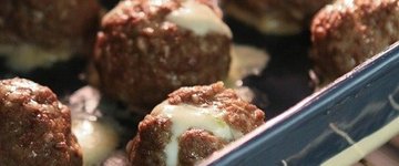 Mozzarella Stuff Meatballs