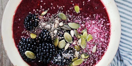 Blackberry Coconut Smoothie Bowl