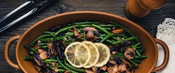 Air-Fryer Roasted Green Beans & Mushrooms
