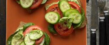 Veggie Sandwich with Edamame Hummus
