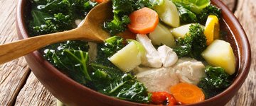 Easy Chicken & Kale Vegetable Soup