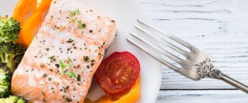 One-Pan Roasted Salmon and Veggies