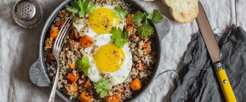 Brunch Bowl with Sweet Potato, Quinoa and Eggs
