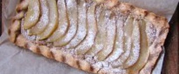 Pear 'Almond' (Tigernut) Tart (paleo, AIP, vegan)