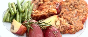Mini Meatloaf with Potatoes & Green Beans