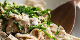 Cauli-Power Fettuccine "Alfredo" (Vegan)
