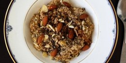 Sweet Cinnamon & Protein Packed Quinoa Porrige