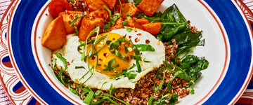 Quinoa Tabbouleh with Vegetables & Fried Egg