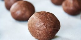 Chocolate Fudge Fat Bombs (keto)