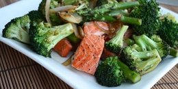 Wahls Meat and Greens Skillet Family Meal 