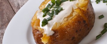 Boiled Potatoes with Yogurt and Sour Cream Sauce
