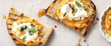 Chipotle Chickpea Crostini