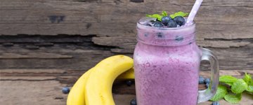 Apple Berry Smoothie