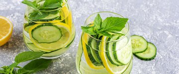 Cooling Cucumber Water with Lemon and Mint